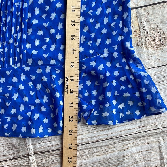 CABI Sleeveless Blouse Sz. S - Picture 5 of 8